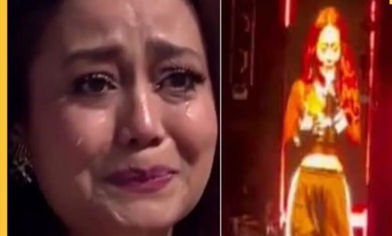 Neha Kakkar Cried At Live Concert